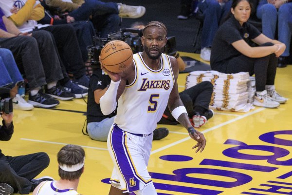 Redick: Ayton đã thể hiện rất  Redick: Ayton đã thể hiện rất